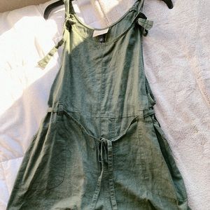 Universal threads khaki green romper